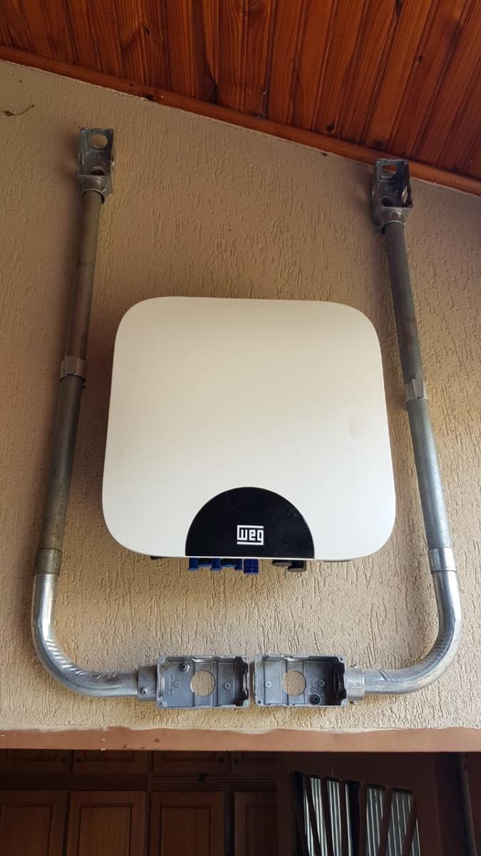 Inversor WEG instalado