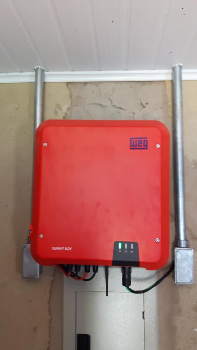 Inversor WEG de 5 kW